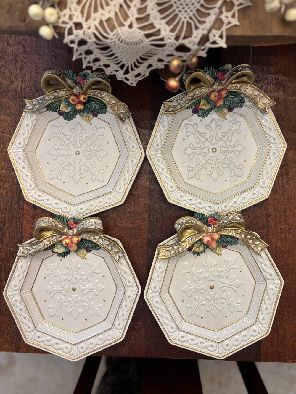 Fritz and Floyd "Snowy Woods" Christmas Plates - Set of 4 Octagon